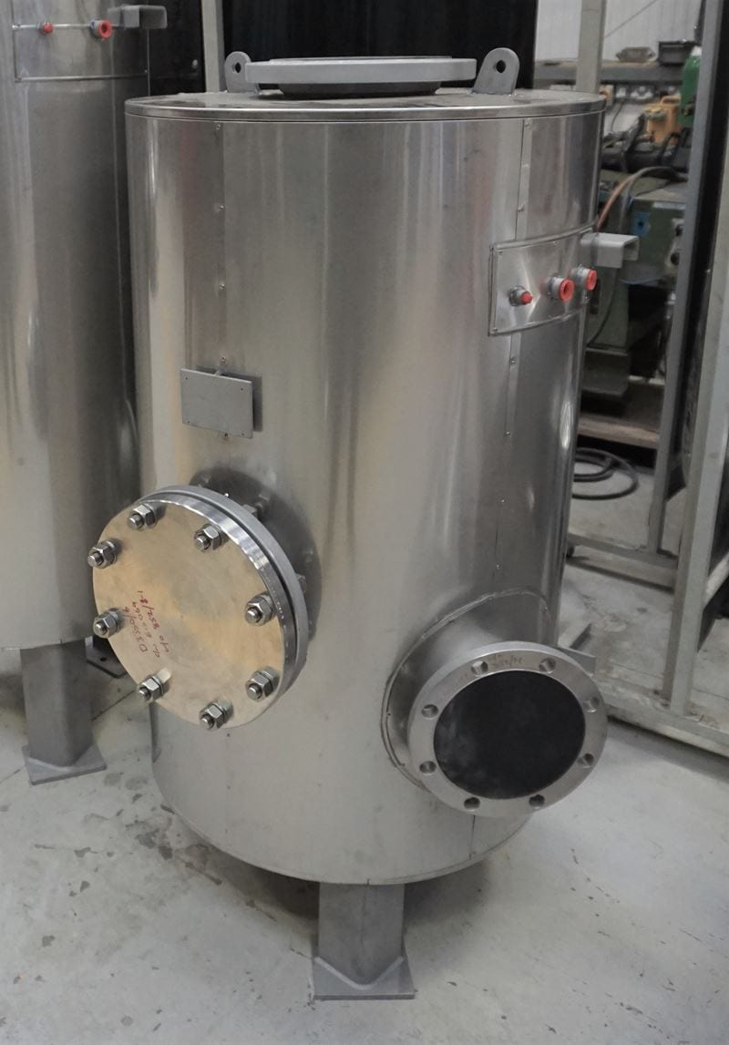 Nuclear-pressure-vessel-stainless-steel-air-receiver-316-cpe-uk (1)